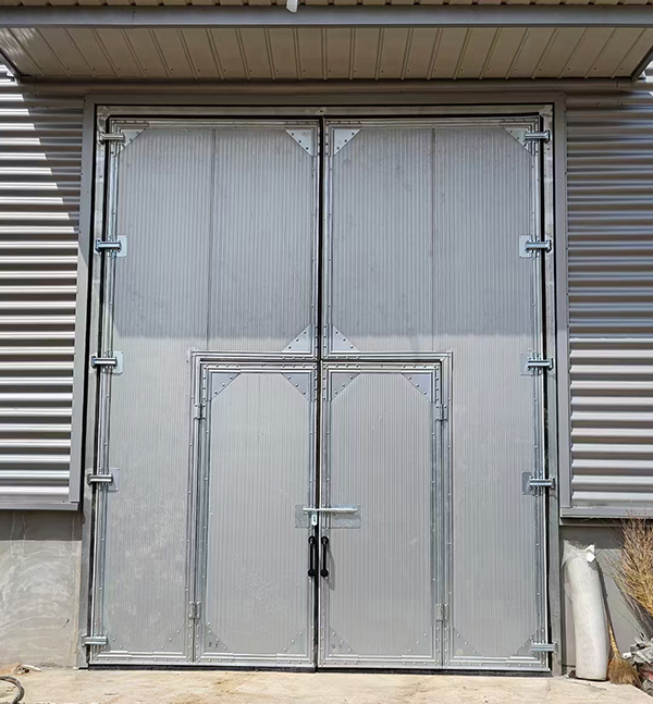 镇安工业平开门