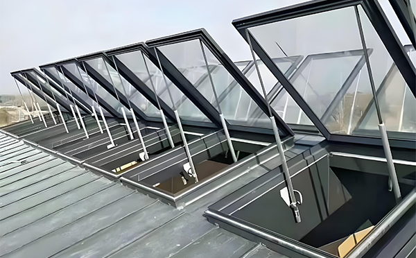 消防镇安排烟窗 消防镇安排烟窗