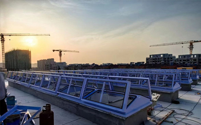 消防镇安排烟窗开启角度